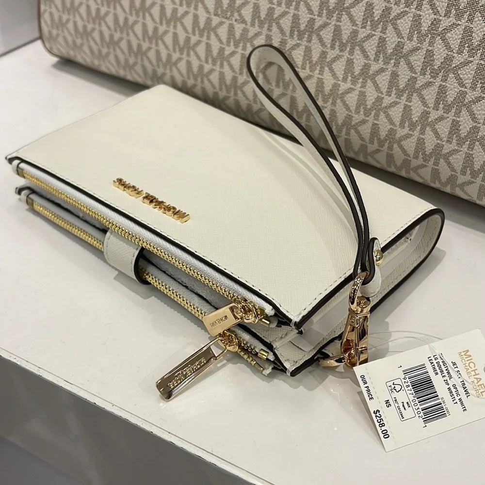 MICHAEL KORS LARGE DOUBLE ZIP WRISTLET WALLET PHONE CASE CLUTCH
Optic White - Picture 7 of 16